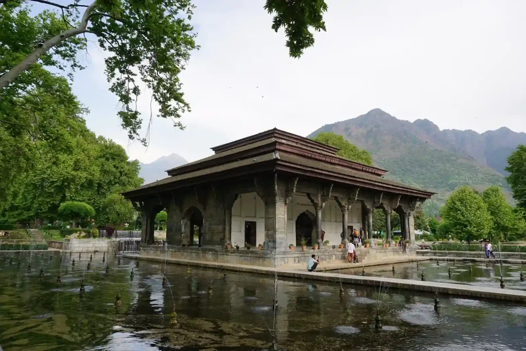 Shalimar Bagh Srinagar