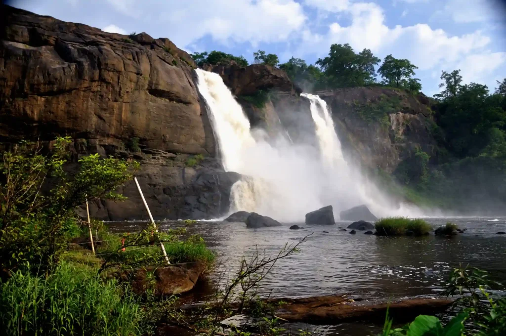 athirapally waterfalls