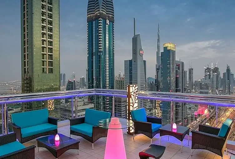 Romantic Dinner Spots in Dubai – The Ultimate Guide for Couples in 2025