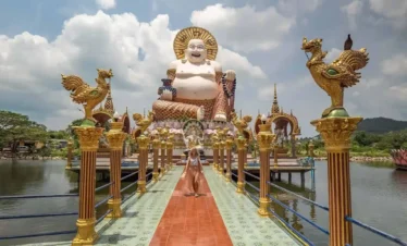 Koh Samui temple buddha
