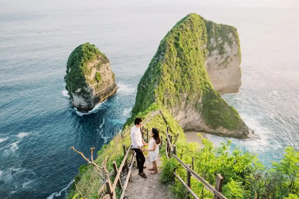nusa penida couple photoshoot
